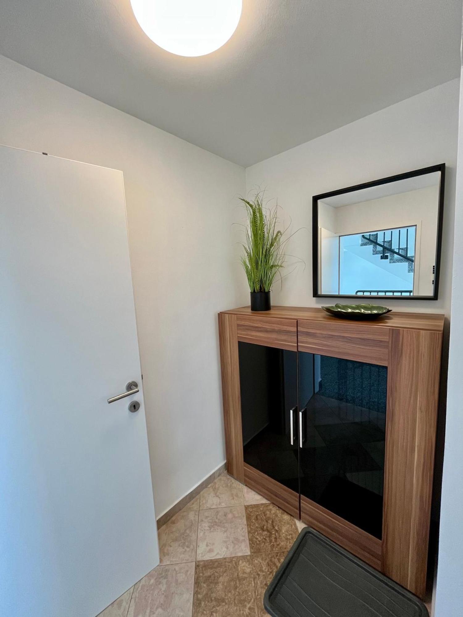 Atemberaubendes Apartment + Pool ウィーン エクステリア 写真